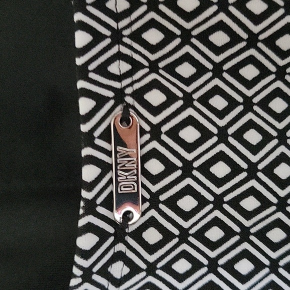 DKNY swimsuit one piece black white tommy control slimming geometric Design Sz.L - Picture 8 of 16